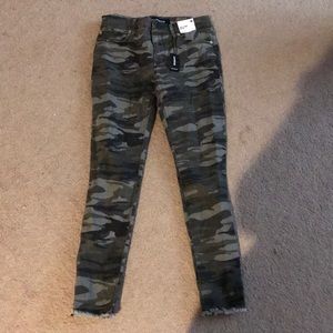 Ankle Leggings Mid Rise Camo Stretch